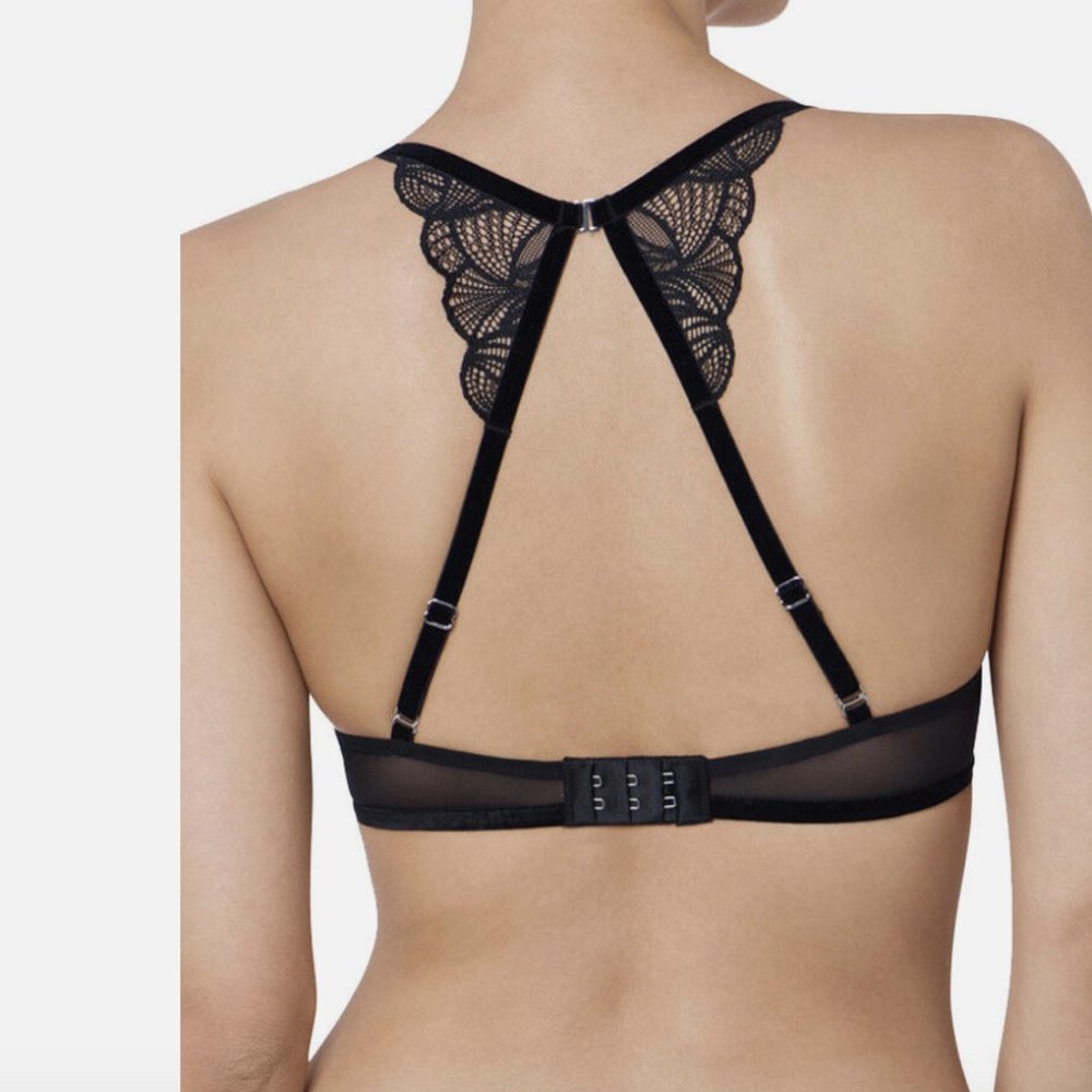 Triumph Black Velvet Spotlight WHP Bra Underwired Padded Plunge Bras